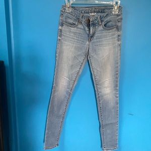 American Eagle skinny jeans